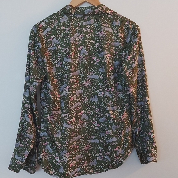 J Crew Collection 100% Silk Animal/Floral Print Button Up Blouse Size 2 - Picture 2 of 6